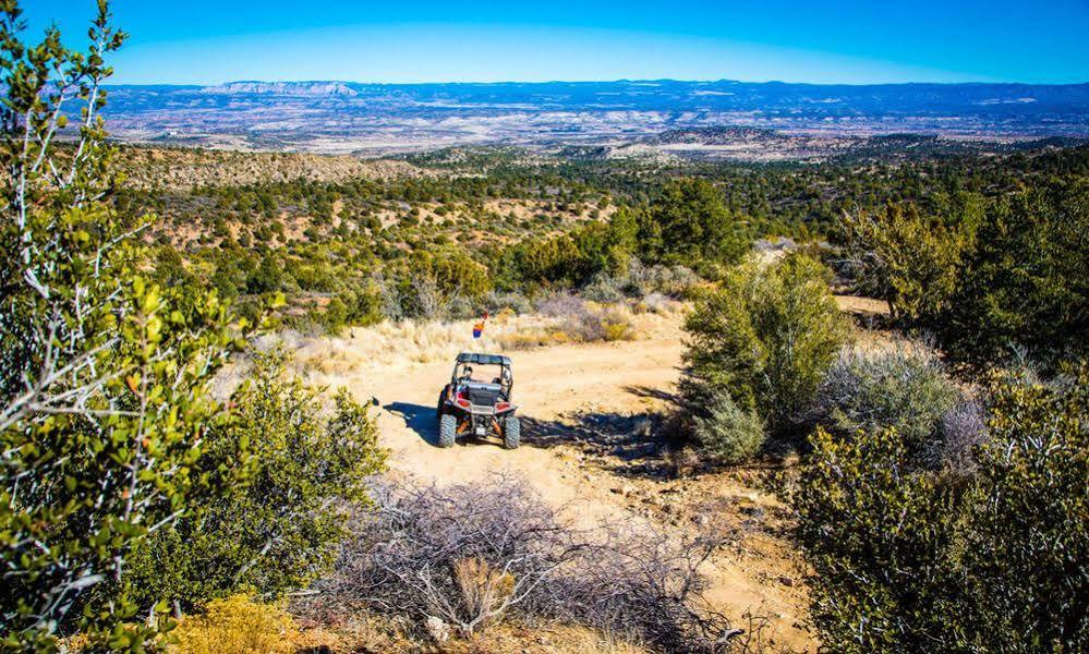 Verde Valley Rv & Camping Resort, A Thousand Trails Property Коттонвуд Экстерьер фото